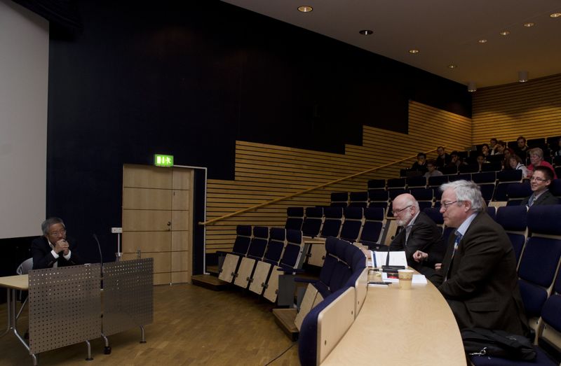 disputation_slapak_130426_RMcG-7513